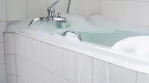 05.2 - pros and cons of bathtub reglazing